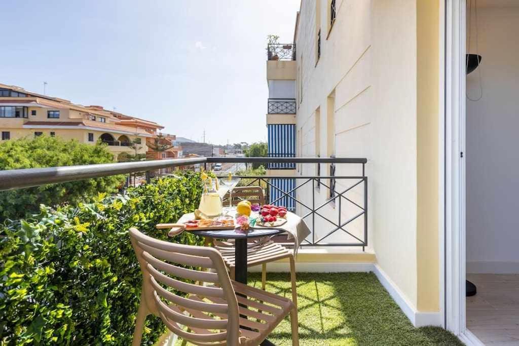 Sunnyland Apartment Arona Чо Экстерьер фото